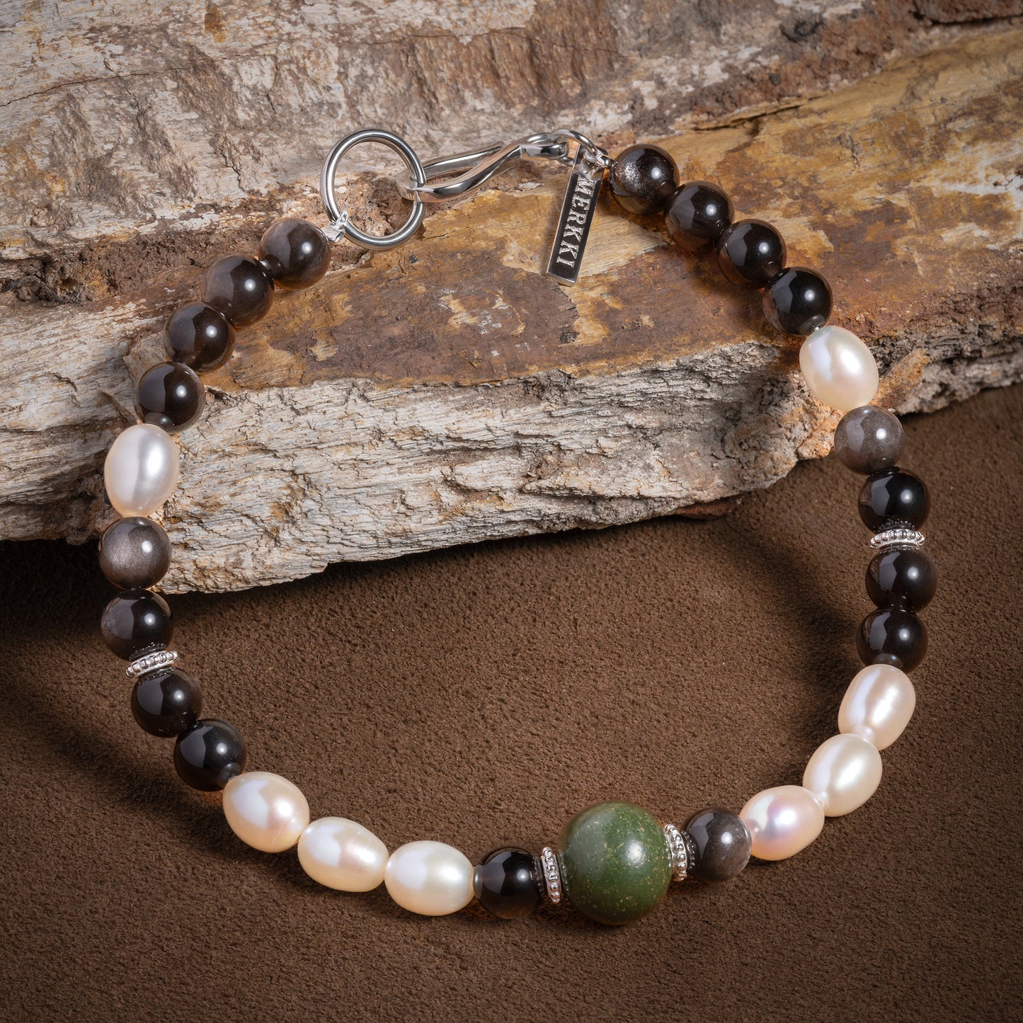 Shades of Glacier  beaded fragrant bracelet 6mm